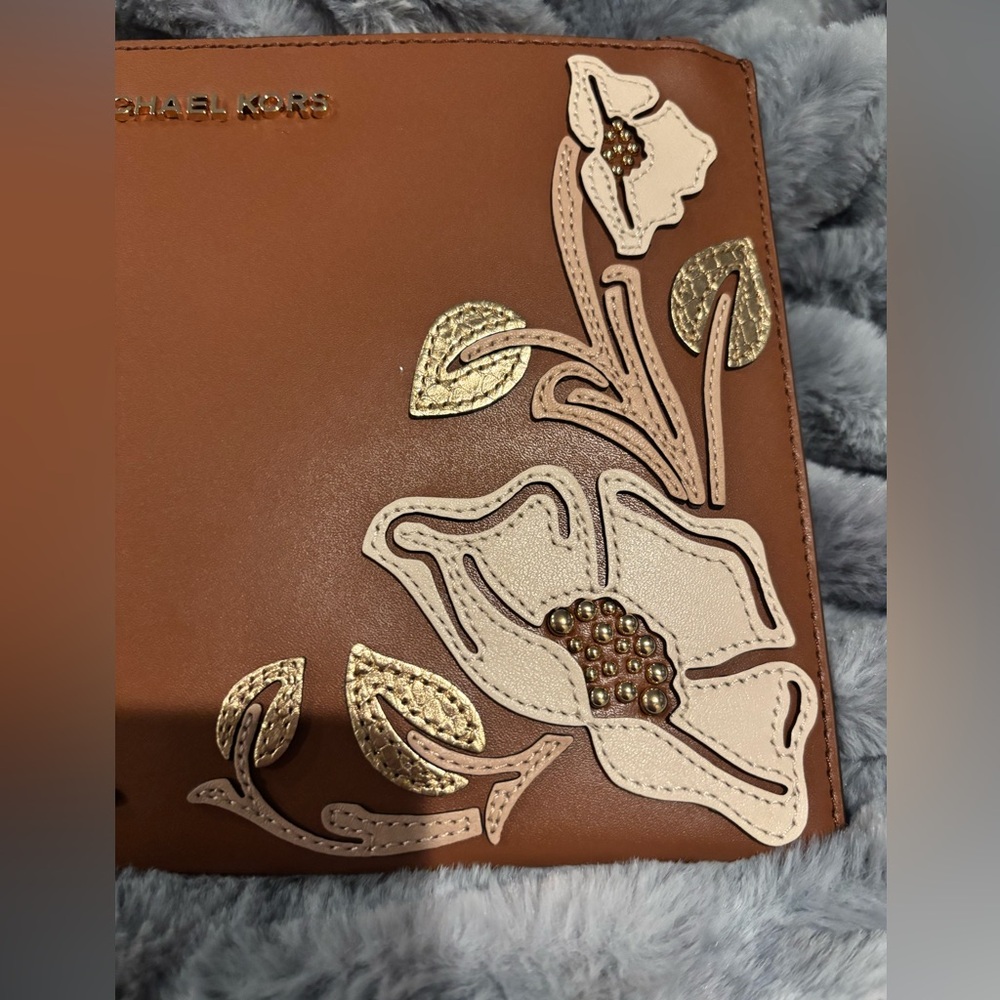 MICHAEL Michael Kors Gold and Brown Clutch - Picture 5 of 6